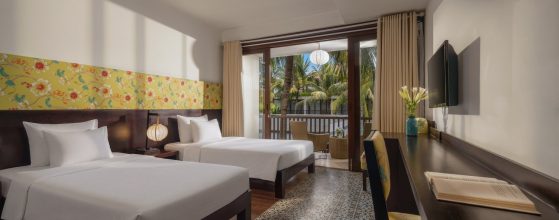 Dịch vụ chụp ảnh kiến trúc - chup anh kien truc resort emerald hoi an riverside resort riverside living room 1 | Hà Phong Visuals Đà Nẵng