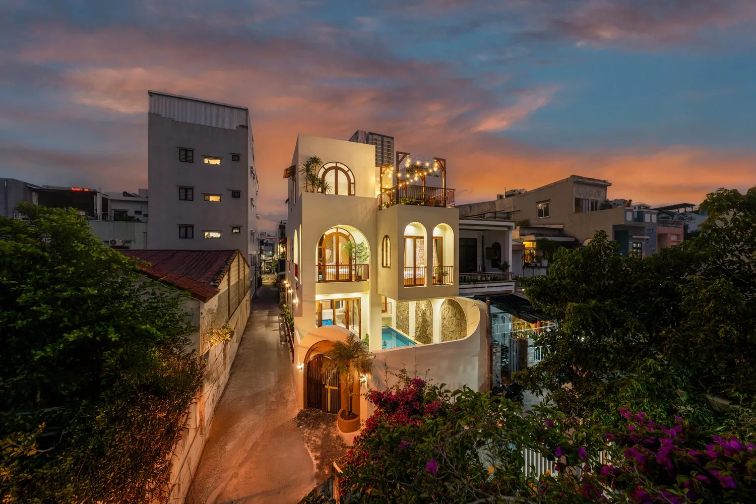 The Arched House 2