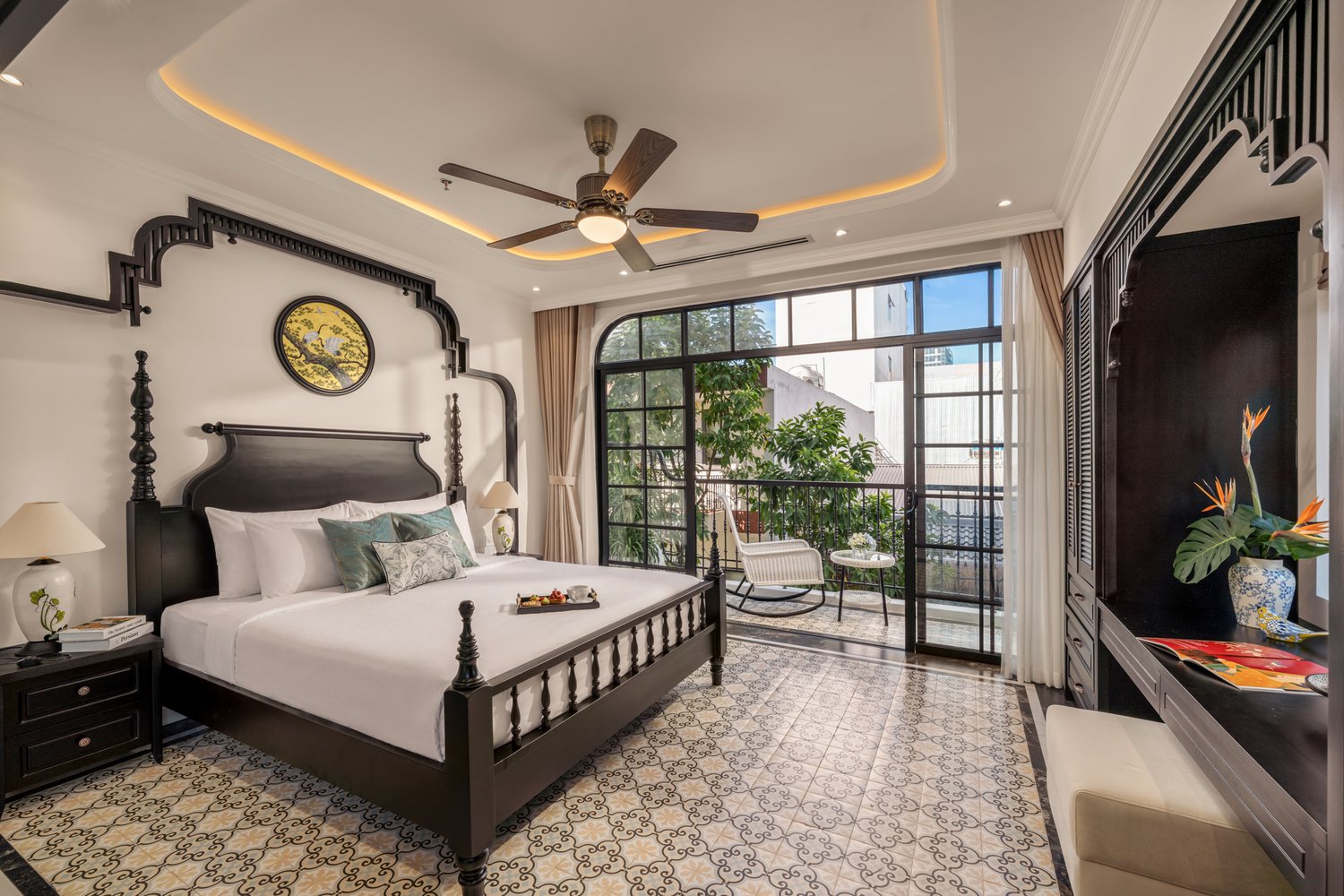 Nghệ Thuật Bắt Trọn Ánh Sáng Tự Nhiên & Chất Cảm Indochine: Dự Án Sense Villa Đà Nẵng