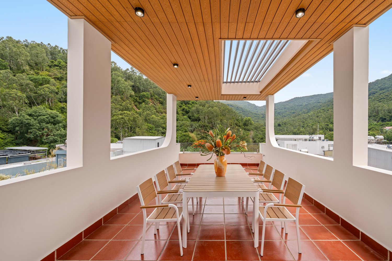 Case Study Nhiếp Ảnh Kiến Trúc: Đón Gió Biển Và Nắng Rừng Tại 113 Thích Thiện Chiếu Villa Đà Nẵng