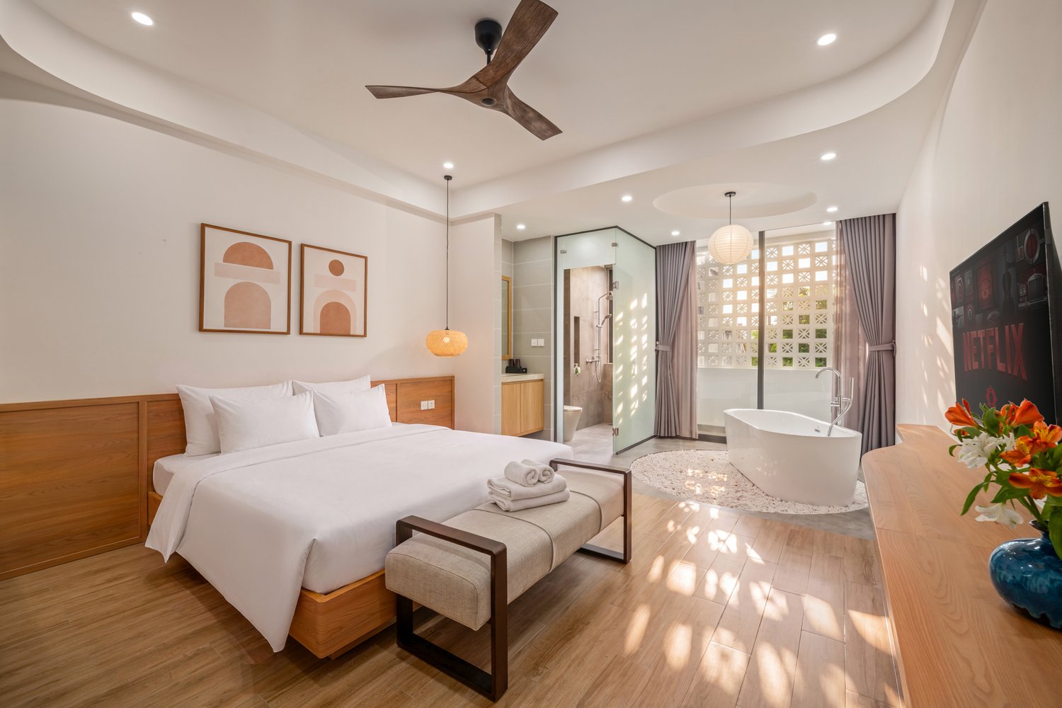 Case Study Nhiếp Ảnh Kiến Trúc: Đón Gió Biển Và Nắng Rừng Tại 113 Thích Thiện Chiếu Villa Đà Nẵng