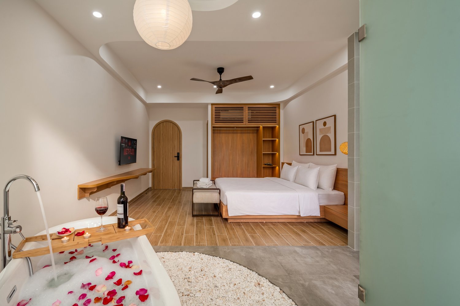 Case Study Nhiếp Ảnh Kiến Trúc: Đón Gió Biển Và Nắng Rừng Tại 113 Thích Thiện Chiếu Villa Đà Nẵng