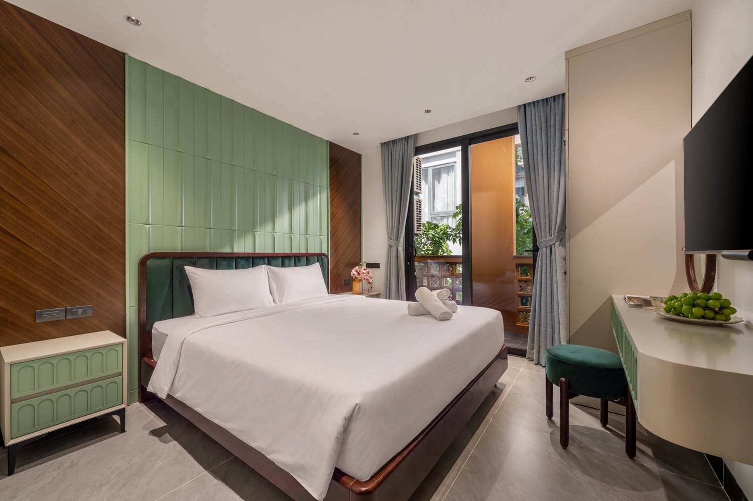 Case Study Nhiếp Ảnh Kiến Trúc: Ngôn Ngữ Coastal Chic Và Giải Pháp Gạch Thông Gió Bản Địa Tại Bleu Marin Apartment Đà Nẵng