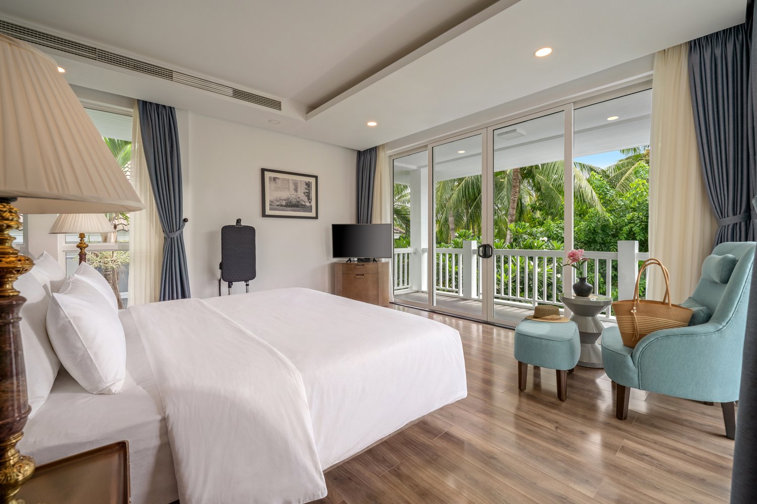 Chụp ảnh khách sạn resort Đà Nẵng - Ha Phong Visuals