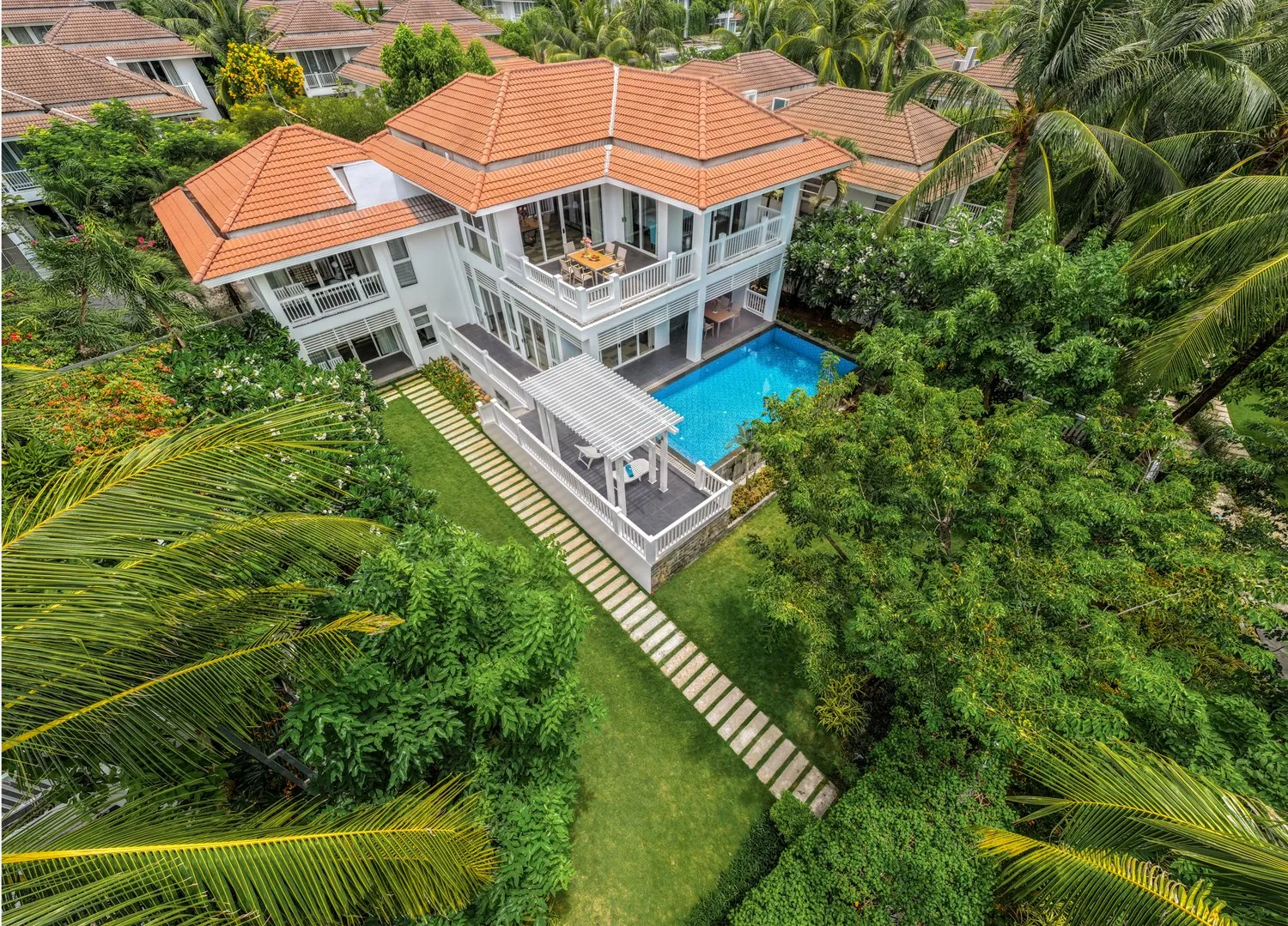 Chụp ảnh khách sạn resort Đà Nẵng - Ha Phong Visuals
