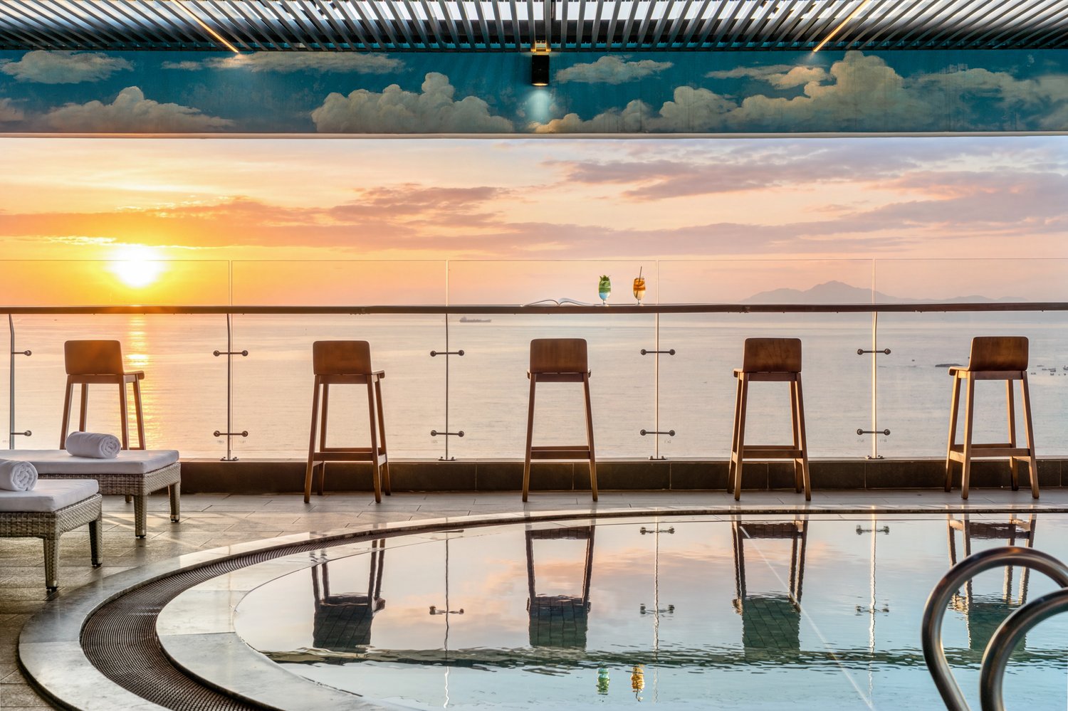 Dịch Vụ Chụp Ảnh Khách Sạn Biển Đà Nẵng Chuyên Nghiệp — Dự Án Nguyen Gia Hotel Da Nang