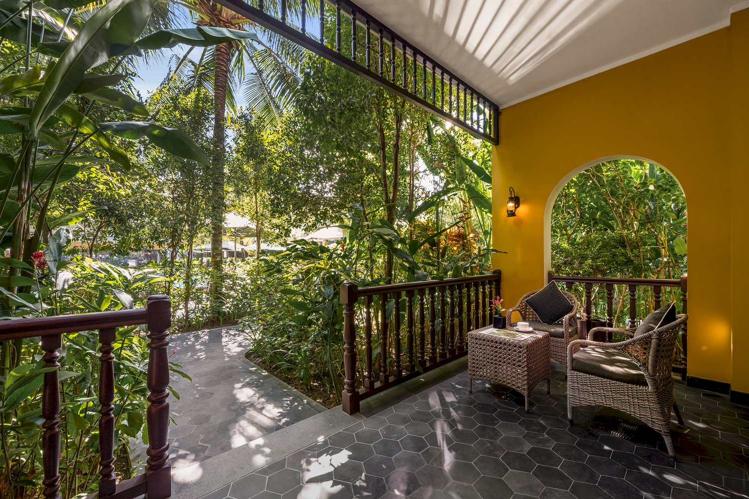 Nghệ Thuật Chụp Ảnh Resort Phong Cách Đông Dương (Indochine) — Dự Án Không Gian Nghỉ Dưỡng La Siesta Resort Hội An